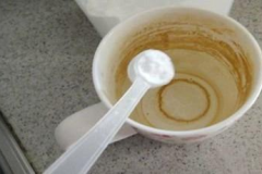 杯子里面变色了怎么办,揭秘变色杯变色原理及应对变色问题指南